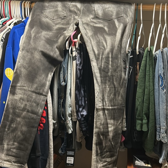 Stylish Black and Gray Pants - Picture 4 of 8